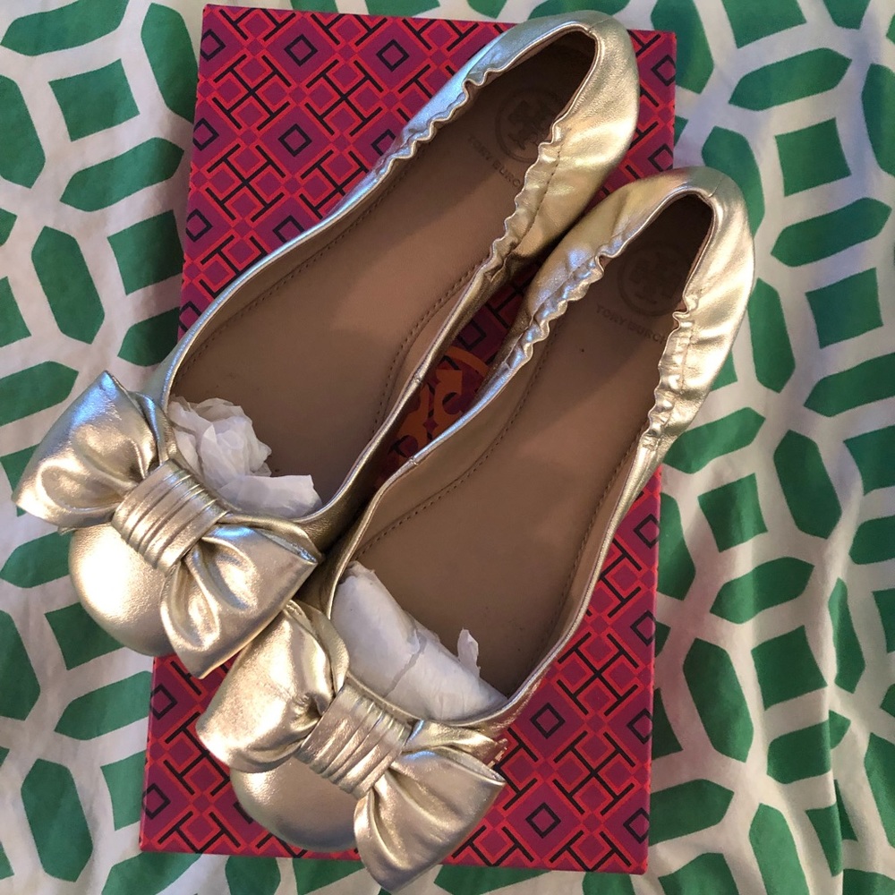 Tory Burch divine bow driver flats